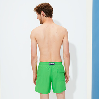 Hombre Clásico Liso - Bañador de color liso para hombre, Hierba verde backworn Hombre Clásico Liso - Bañador de color liso para hombre, Hierba verde backworn