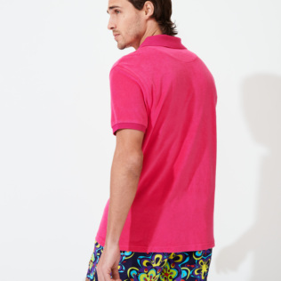Bild von Herren Andere Uni - Solid Polohemd aus Frottee für Herren, Pink Rückansicht getragen Bild von Herren Andere Uni - Solid Polohemd aus Frottee für Herren, Pink Rückansicht getragen