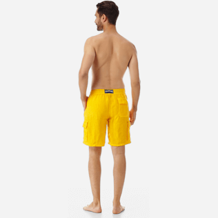 Hombre Autros Liso - Bermudas tipo cargo en lino de color liso para hombre, Mango backworn Hombre Autros Liso - Bermudas tipo cargo en lino de color liso para hombre, Mango backworn