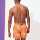 男款 Classic 绣 - Men Swimwear Embroidered Water Colour Turtles - Limited Edition, Guava 背面穿戴视图
