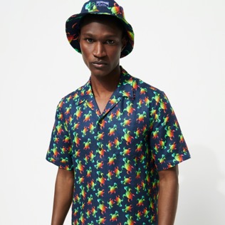 Men Others Printed - Men Bowling Shirt Linen Tortues Rainbow Multicolor - Vilebrequin x Kenny Scharf, Navy front worn view