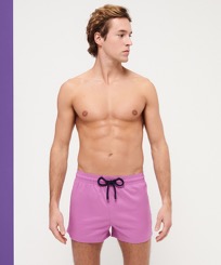 男款 Others 纯色 - 男士纯色修身弹力游泳短裤, Pink dahlia 正面穿戴视图