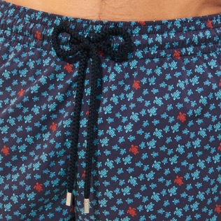 Picture of Men Stretch classic Printed - Men Stretch Swim Trunks Micro Ronde Des Tortues Tricolore, Navy details view 1 Picture of Men Stretch classic Printed - Men Stretch Swim Trunks Micro Ronde Des Tortues Tricolore, Navy details view 1
