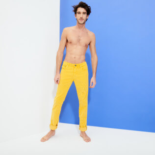 Homme AUTRES Uni - Pantalon 5 Poches Velours homme Coupe regular, Curry frontworn Homme AUTRES Uni - Pantalon 5 Poches Velours homme Coupe regular, Curry frontworn