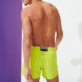 男款 Others 纯色 - 男士纯色修身弹力游泳短裤, Lemongrass 背面穿戴视图