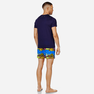 Hombre Autros Liso - Camiseta de algodón mercerizado liso con cuello de pico para hombre, Midnight blue backworn Hombre Autros Liso - Camiseta de algodón mercerizado liso con cuello de pico para hombre, Midnight blue backworn