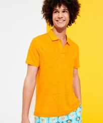 男款 Others 纯色 - 男士纯色亚麻运动 Polo 衫, Apricot 正面穿戴视图