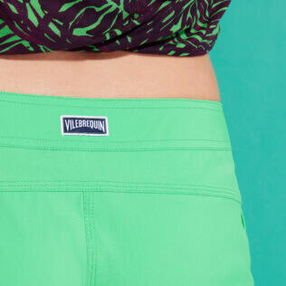 Mujer Autros Liso - Pantalón corto elástico de color liso para mujer, Hierba verde supp3 Mujer Autros Liso - Pantalón corto elástico de color liso para mujer, Hierba verde supp3