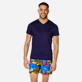 Homme AUTRES Uni - T-Shirt Col V en Coton Mercerisé Homme Uni, Bleu nuit frontworn Homme AUTRES Uni - T-Shirt Col V en Coton Mercerisé Homme Uni, Bleu nuit frontworn