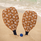 Racchette da spiaggia in legno Tinta unita vista frontale indossata