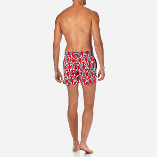 Herren Klassische Moorea Bedruckt - Primitive Turtles Superflex-Badeshorts, Mohnrot backworn Herren Klassische Moorea Bedruckt - Primitive Turtles Superflex-Badeshorts, Mohnrot backworn