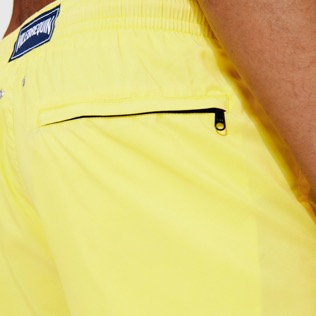 男款 Ultra-light classique 纯色 - 男士纯色超轻便携式泳裤, Mimosa 细节视图2