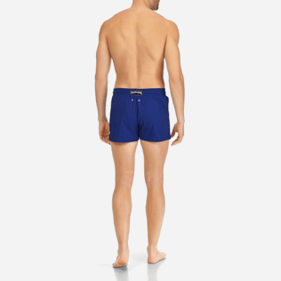 Uomo Classico corto Unita - Costume da bagno uomo elasticizzato corto e aderente tinta unita, Blu nettuno backworn Uomo Classico corto Unita - Costume da bagno uomo elasticizzato corto e aderente tinta unita, Blu nettuno backworn