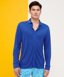 Hombre Autros Liso - Camisa de punto Tencel de color liso para hombre, Azul ultramar vista frontal desgastada