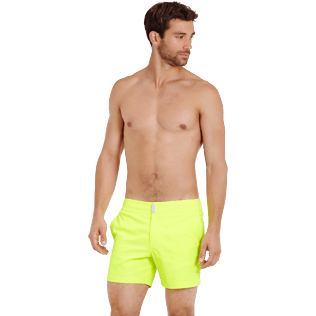 Homme CEINTURE PLATE Uni - Maillot de bain Homme Court Stretch Ceinture Plate Prince de Galles, Jaune fluo frontworn Homme CEINTURE PLATE Uni - Maillot de bain Homme Court Stretch Ceinture Plate Prince de Galles, Jaune fluo frontworn