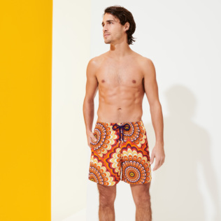 Homme CLASSIQUE Imprimé - Maillot de bain homme 1975 Rosaces, Abricot frontworn Homme CLASSIQUE Imprimé - Maillot de bain homme 1975 Rosaces, Abricot frontworn