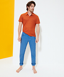 Uomo Altri Unita - Pantaloni uomo a 5 tasche in lino e cotone, Oceano vista frontale indossata