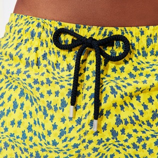 Photo de Homme CLASSIQUE LONG Imprimé - Maillot de bain homme Long 2020 Micro Ronde Des Tortues Waves, Citron vue de détail 1 Photo de Homme CLASSIQUE LONG Imprimé - Maillot de bain homme Long 2020 Micro Ronde Des Tortues Waves, Citron vue de détail 1