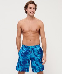 Men Short classic Printed - Men Swimwear Long Ultra-light and packable Nautilius Tie & Dye, Azure front worn view