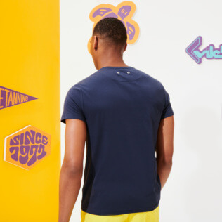Uomo Altri Stampato - T-shirt uomo in cotone VBQ 50, Blu marine vista indossata posteriore