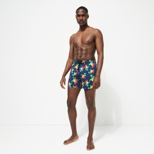 Men Stretch classic Printed - Men Stretch Swimwear Tortues Rainbow Multicolor - Vilebrequin x Kenny Scharf, Navy front worn view