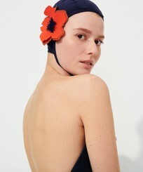 Donna Altri Ricamato - Cuffia da bagno donna Fleurs 3D, Blu marine vista frontale indossata