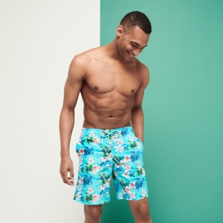 男款 Long classic 印制 - 男士 Turtles Jungle 长款泳裤, Lazulii blue 正面穿戴视图