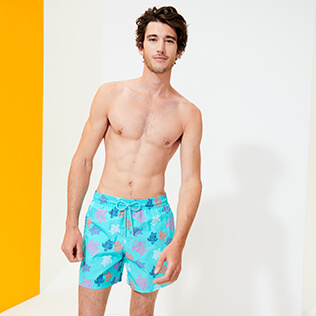 Homme CLASSIQUE Imprimé - Maillot de bain homme Ronde des Tortues Indies, Bleu lazuli frontworn Homme CLASSIQUE Imprimé - Maillot de bain homme Ronde des Tortues Indies, Bleu lazuli frontworn