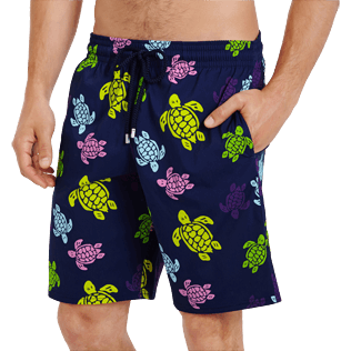 Hombre Clásico largon Estampado - Bañador largo y elástico con estampado Ronde des Tortues para hombre, Azul marino supp1 Hombre Clásico largon Estampado - Bañador largo y elástico con estampado Ronde des Tortues para hombre, Azul marino supp1