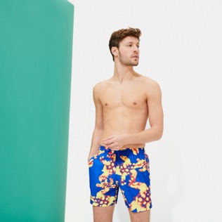 Men Ultra-light classique Printed - Men Swim Trunks Ultra-light and packable 2019 Watercolor Turtles, Sea blue front worn view