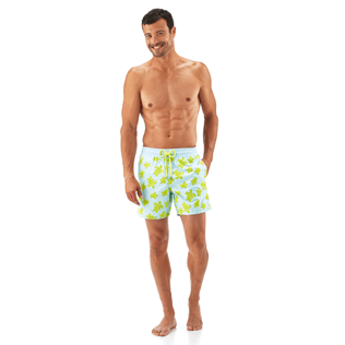 Hombre Corte Clásico Estampado - Bañador con estampado Flocked Turtles, Bleu givre frontworn Hombre Corte Clásico Estampado - Bañador con estampado Flocked Turtles, Bleu givre frontworn