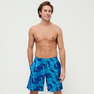 Men Short classic Printed - Men Swim Trunks Long Ultra-light and packable Nautilius Tie & Dye, Azure front worn view